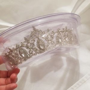 Tiara rhinestone